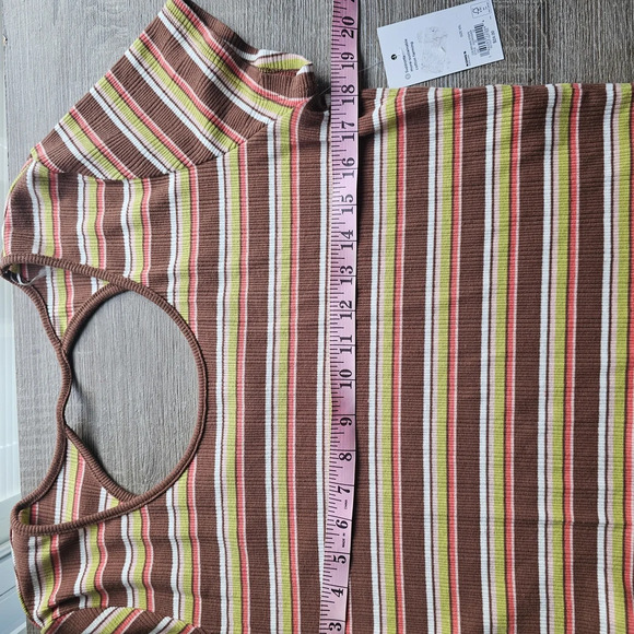 SO Orange and Pink Crop Top Fitted T-Shirt - Picture 5 of 6